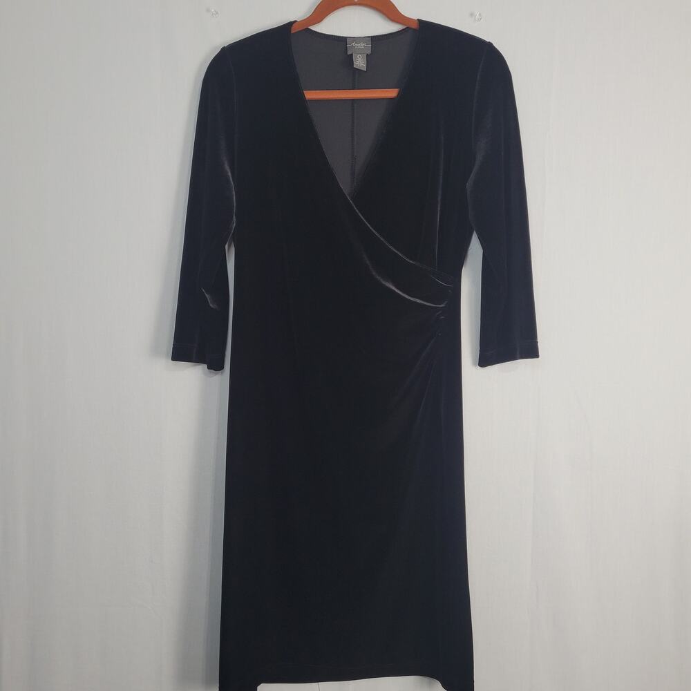 Chico's 0 Travelers Velvet 3/4 Sleeve Surplice Dress size S/4 Classic Gothic USA